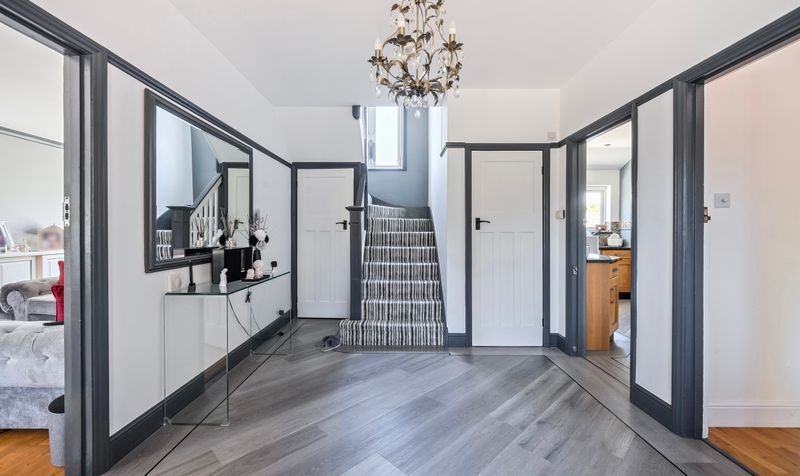 Longdown Road, Epsom, KT17
