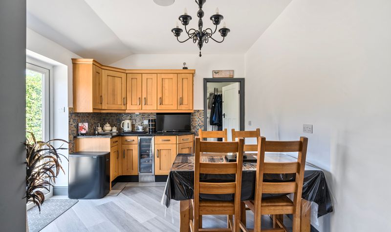 Longdown Road, Epsom, KT17
