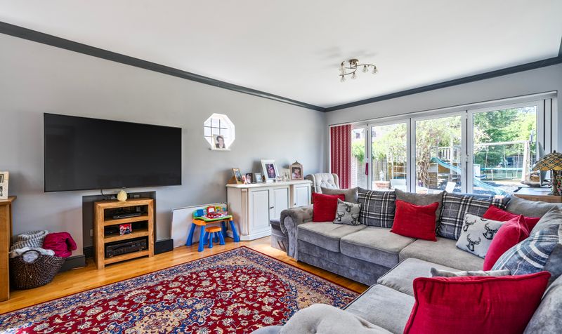 Longdown Road, Epsom, KT17