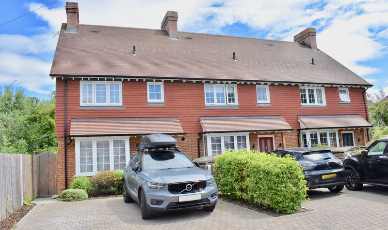 Caenwood Road, Ashtead, KT21