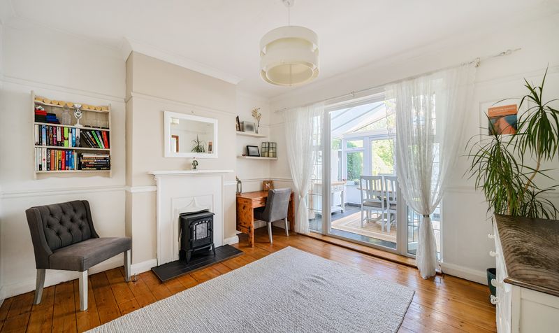 The Crescent, Epsom, KT18