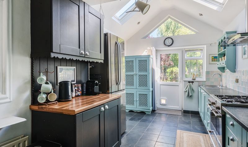 The Crescent, Epsom, KT18