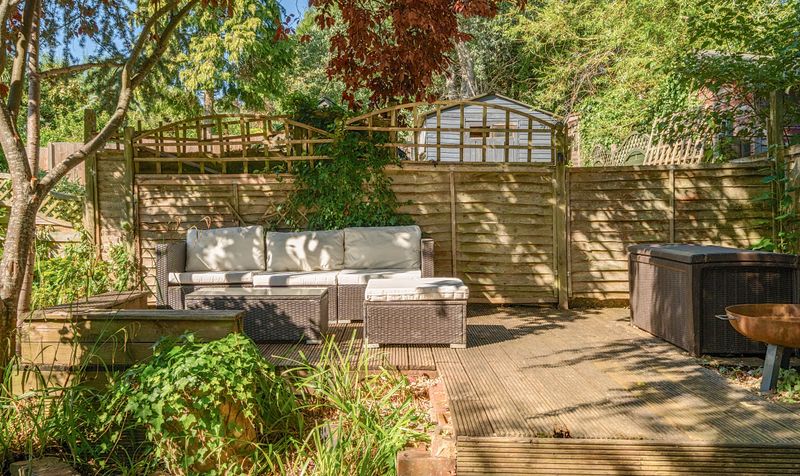 The Crescent, Epsom, KT18