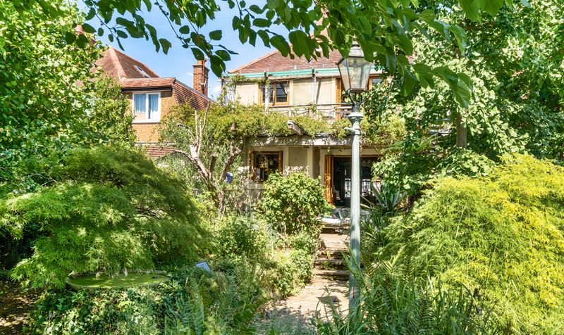 Park Hill Road, Epsom, KT17