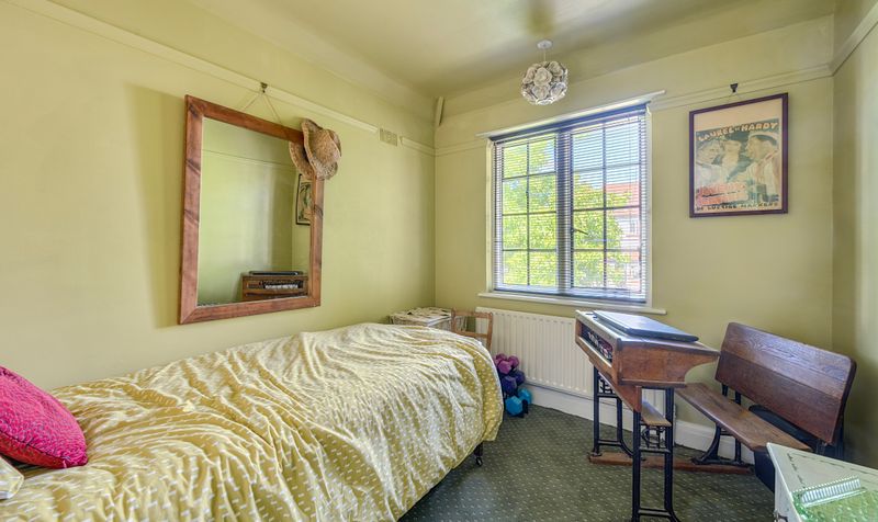 Park Hill Road, Epsom, KT17