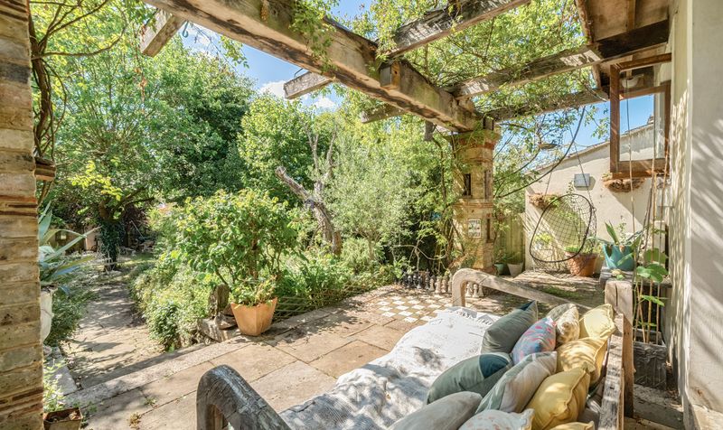 Park Hill Road, Epsom, KT17
