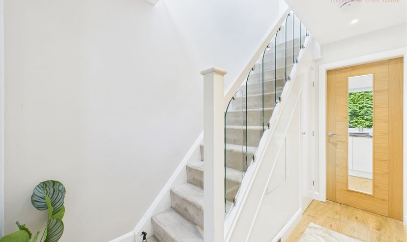 Lansdowne Grove, Chester, CH4