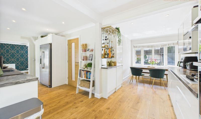 Lansdowne Grove, Chester, CH4