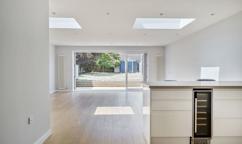 Eastdean Avenue, Epsom, KT18