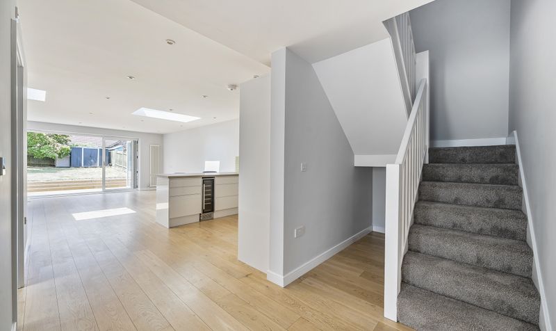 Eastdean Avenue, Epsom, KT18