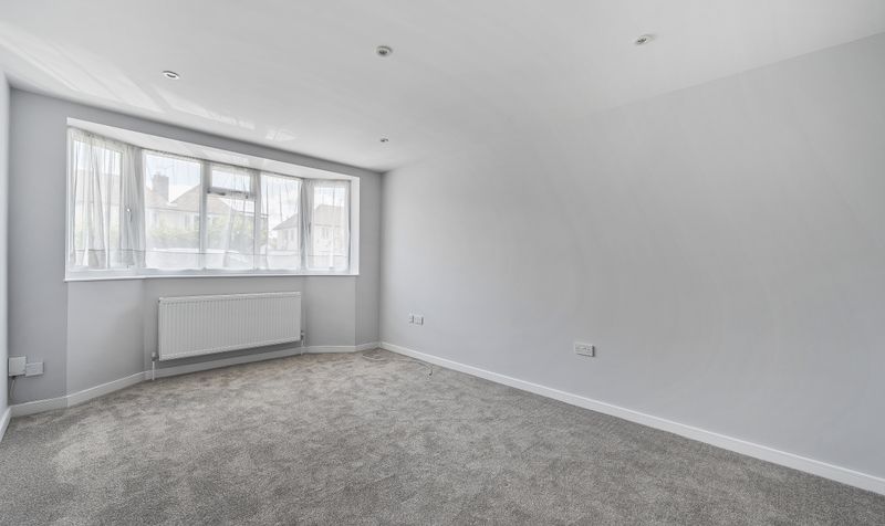 Eastdean Avenue, Epsom, KT18