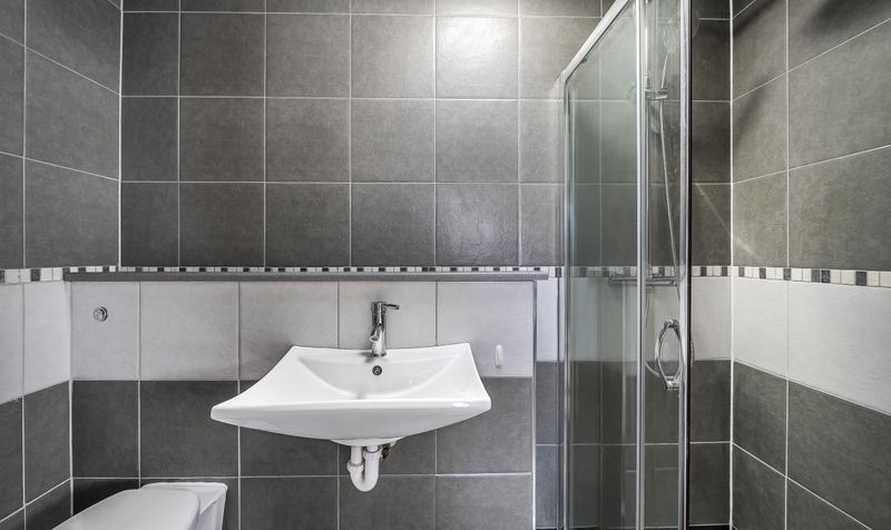 Eastdean Avenue, Epsom, KT18