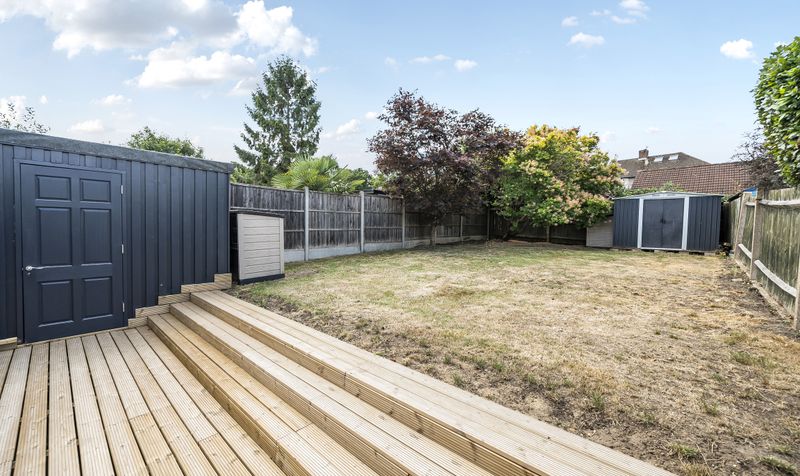 Eastdean Avenue, Epsom, KT18