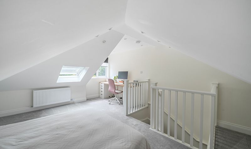 Lane End, Epsom, KT18