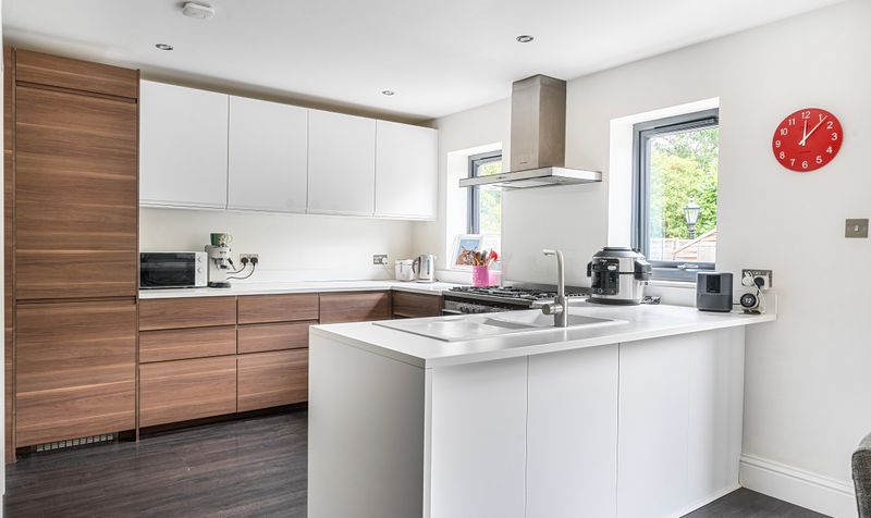 Lane End, Epsom, KT18