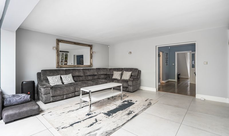 Christ Church Mount, Epsom, KT19