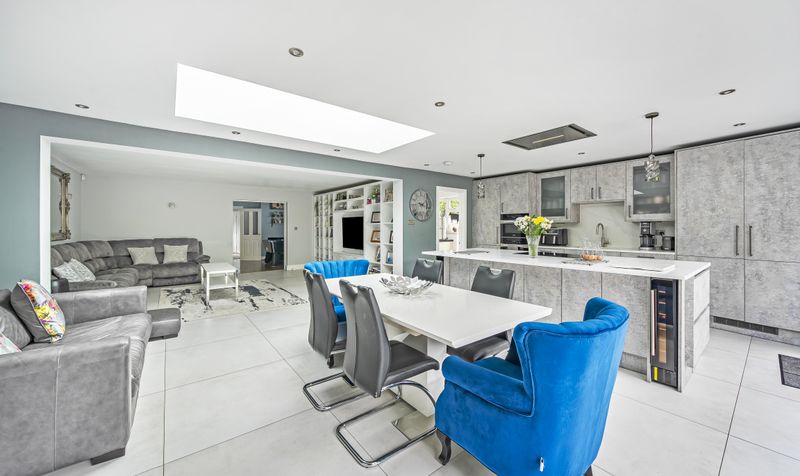 Christ Church Mount, Epsom, KT19