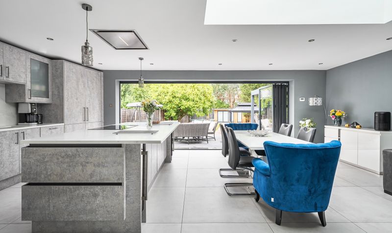 Christ Church Mount, Epsom, KT19