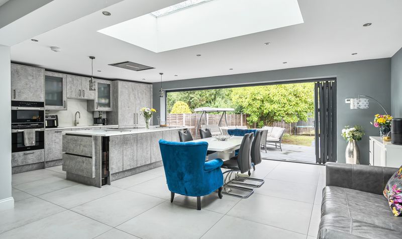 Christ Church Mount, Epsom, KT19