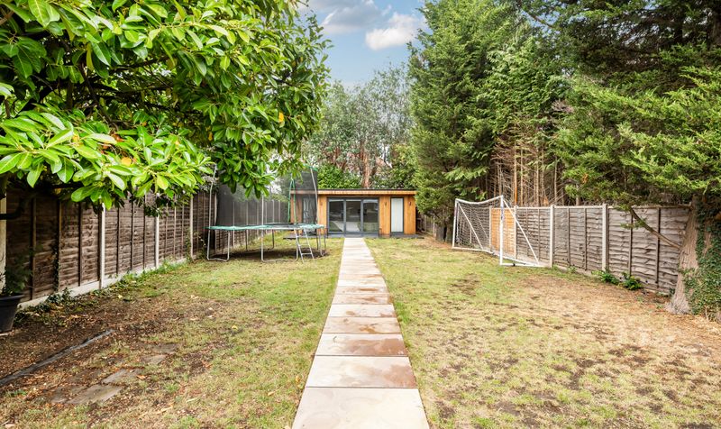 Christ Church Mount, Epsom, KT19