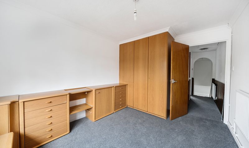 Stevens Close, Epsom, KT17