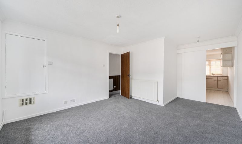Stevens Close, Epsom, KT17