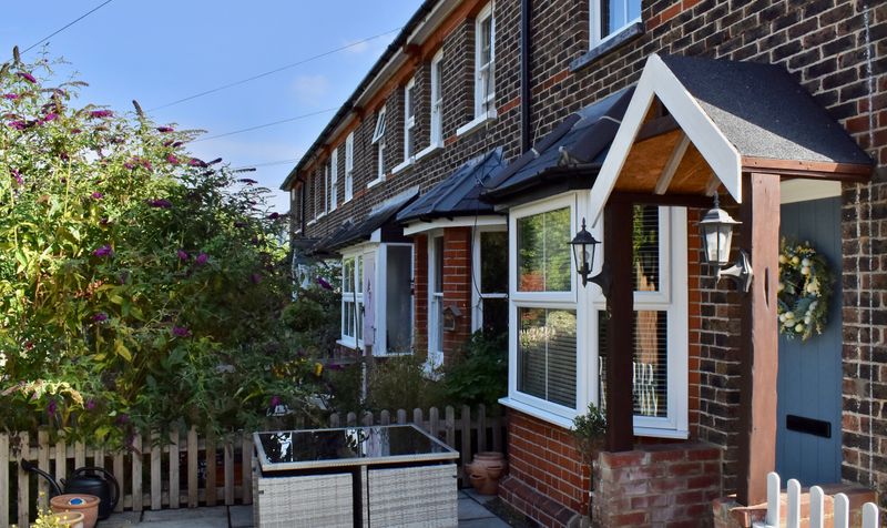 Crampshaw Lane, Ashtead, KT21