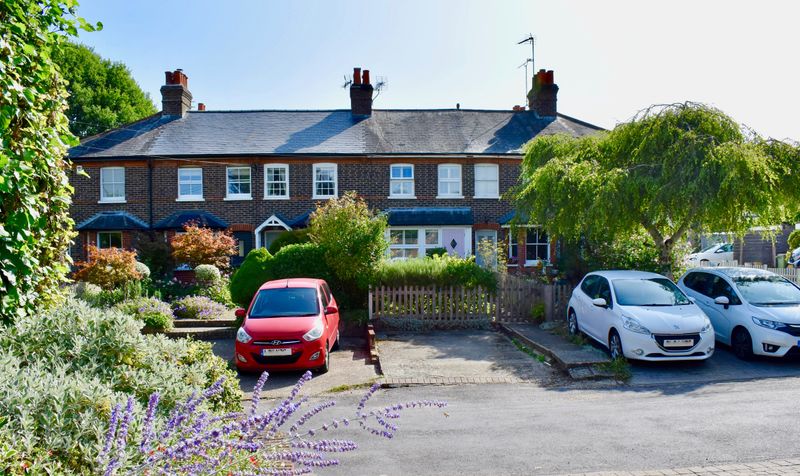 Crampshaw Lane, Ashtead, KT21