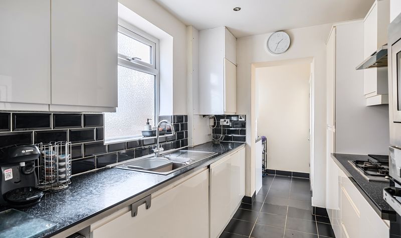 Oakhurst Road, Epsom, KT19