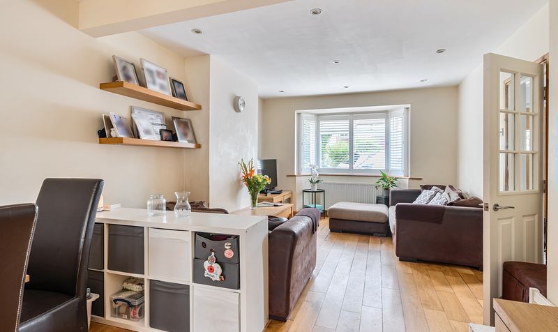 Oakhurst Road, Epsom, KT19