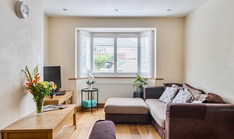 Oakhurst Road, Epsom, KT19