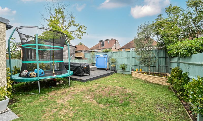 Oakhurst Road, Epsom, KT19