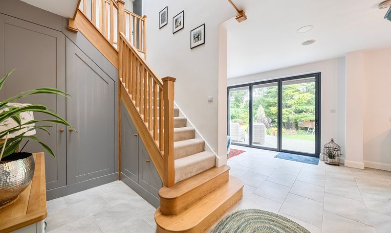 Longdown Lane South, Epsom, KT17