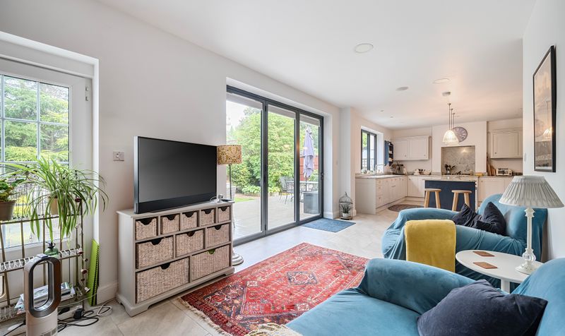 Longdown Lane South, Epsom, KT17