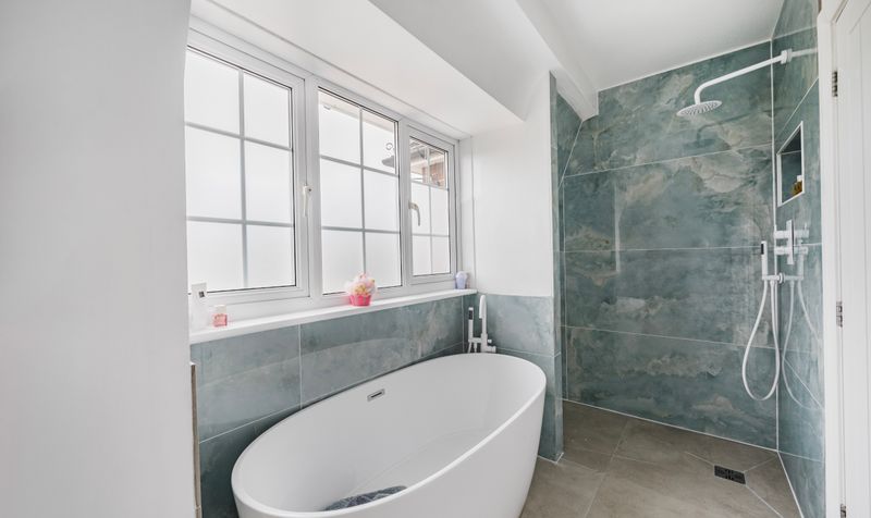 Reigate Road, Epsom, KT17