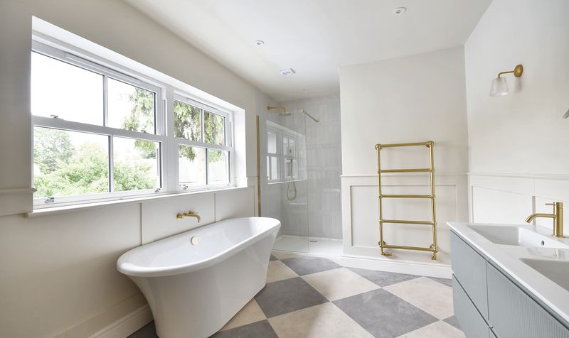 Ashtead Woods Road, Ashtead, KT21
