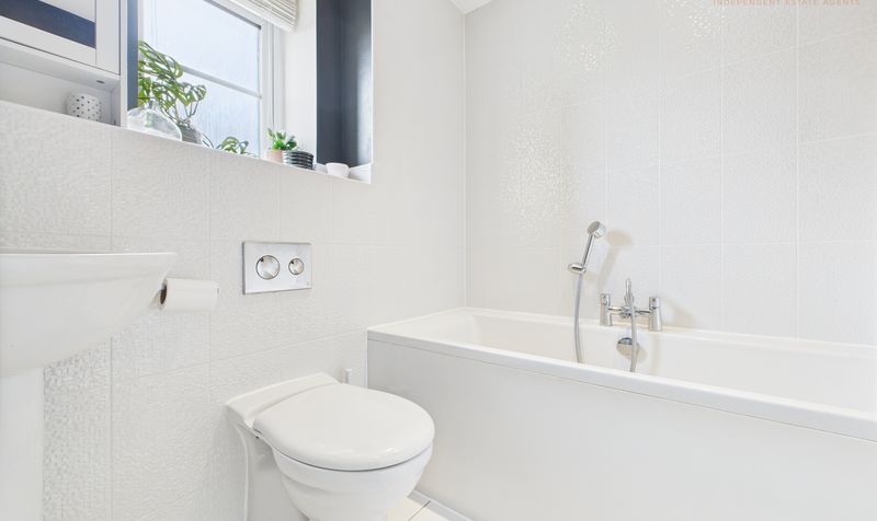 Kohima Crescent, Saighton, CH3
