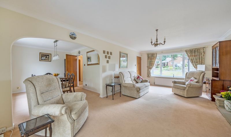 Roebuck Close, Ashtead, KT21