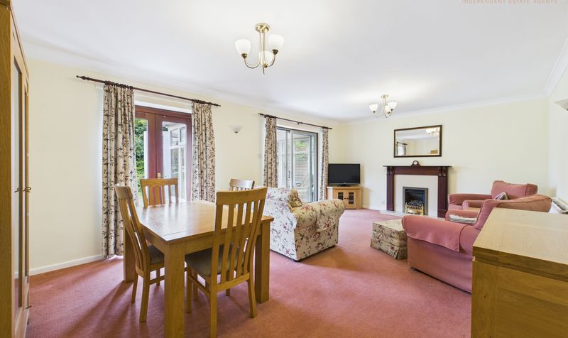 Handford Road, Upton, CH2