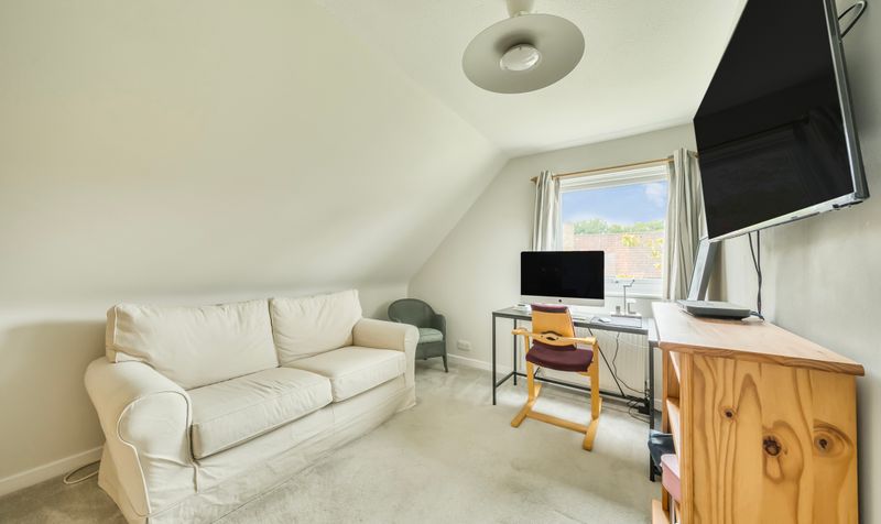 The Ridings, Epsom, KT18