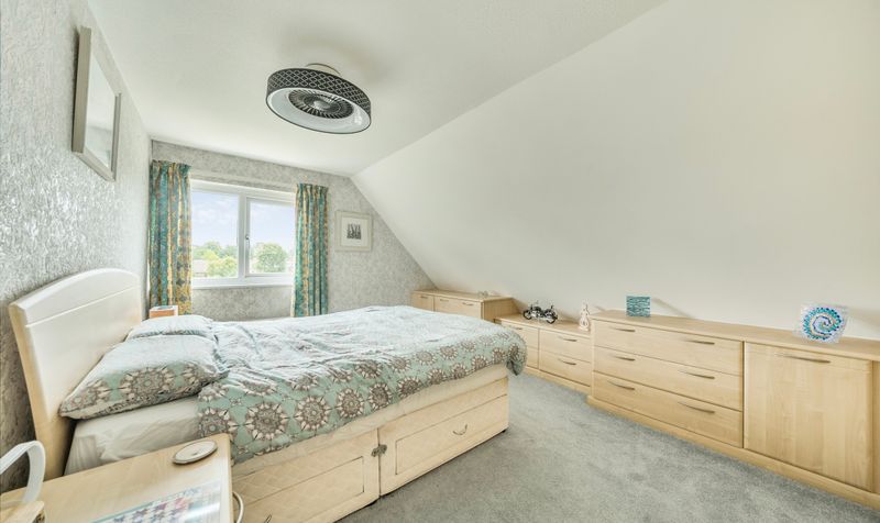 The Ridings, Epsom, KT18