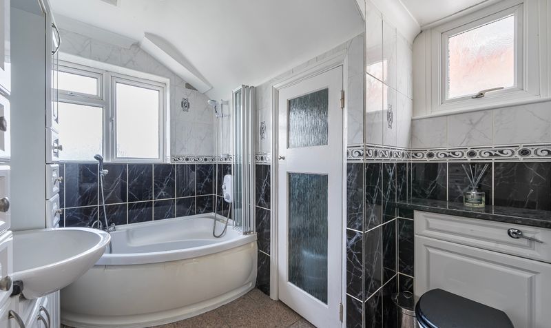 Merland Rise, Epsom, KT18