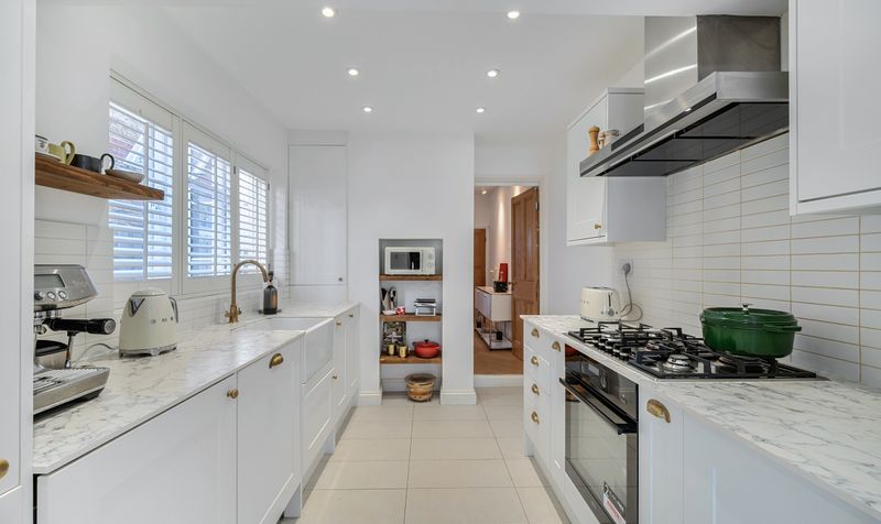 Grove Road, Ashtead, KT21