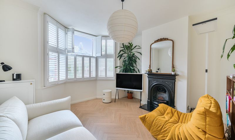 Grove Road, Ashtead, KT21