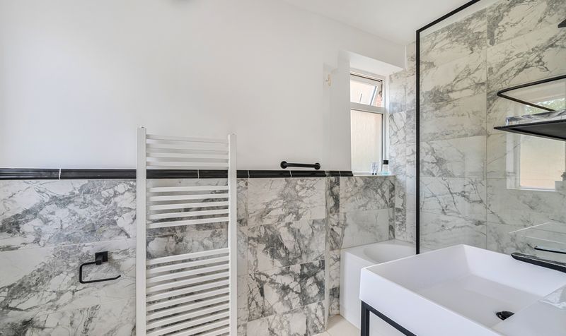 Grove Road, Ashtead, KT21