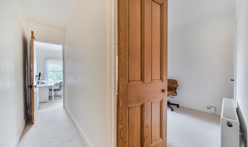 Grove Road, Ashtead, KT21