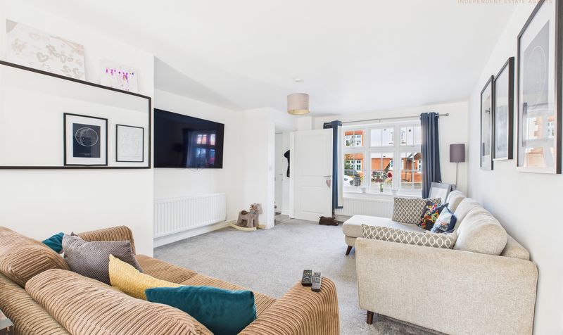 Brigadier Close, Saighton, CH3