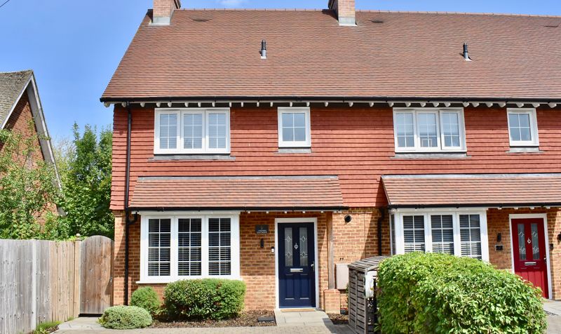 Caenwood Road, Ashtead, KT21
