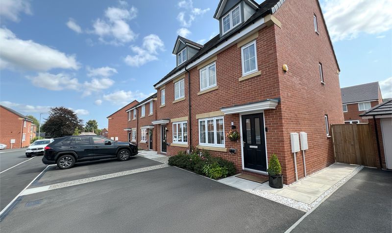 Riverside Close, Mirfield, WF14
