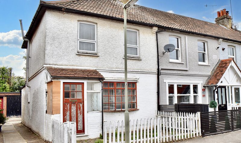 Kingslea, Leatherhead, KT22